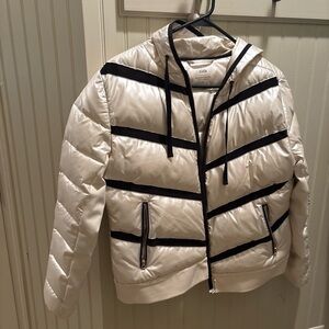 zuda Cream Puffer Jacket with Black Trim